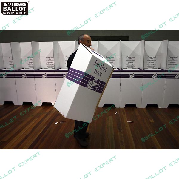 Australia-election-voting-booth