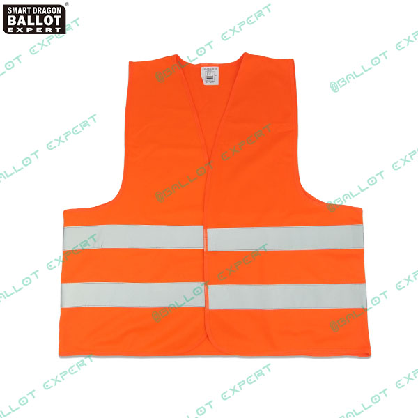 high-visibility-reflective-vest